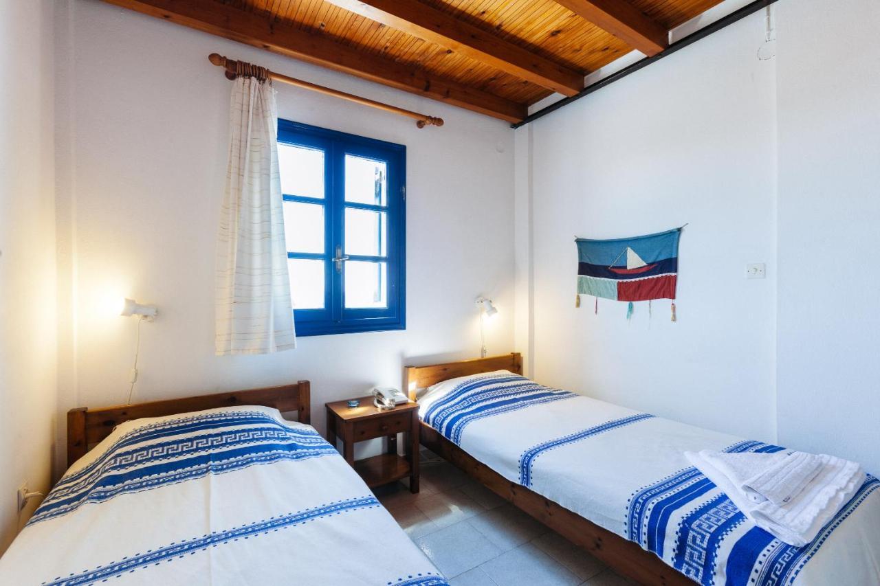 Thalassitis Coastal Apartments Perivolos  Buitenkant foto