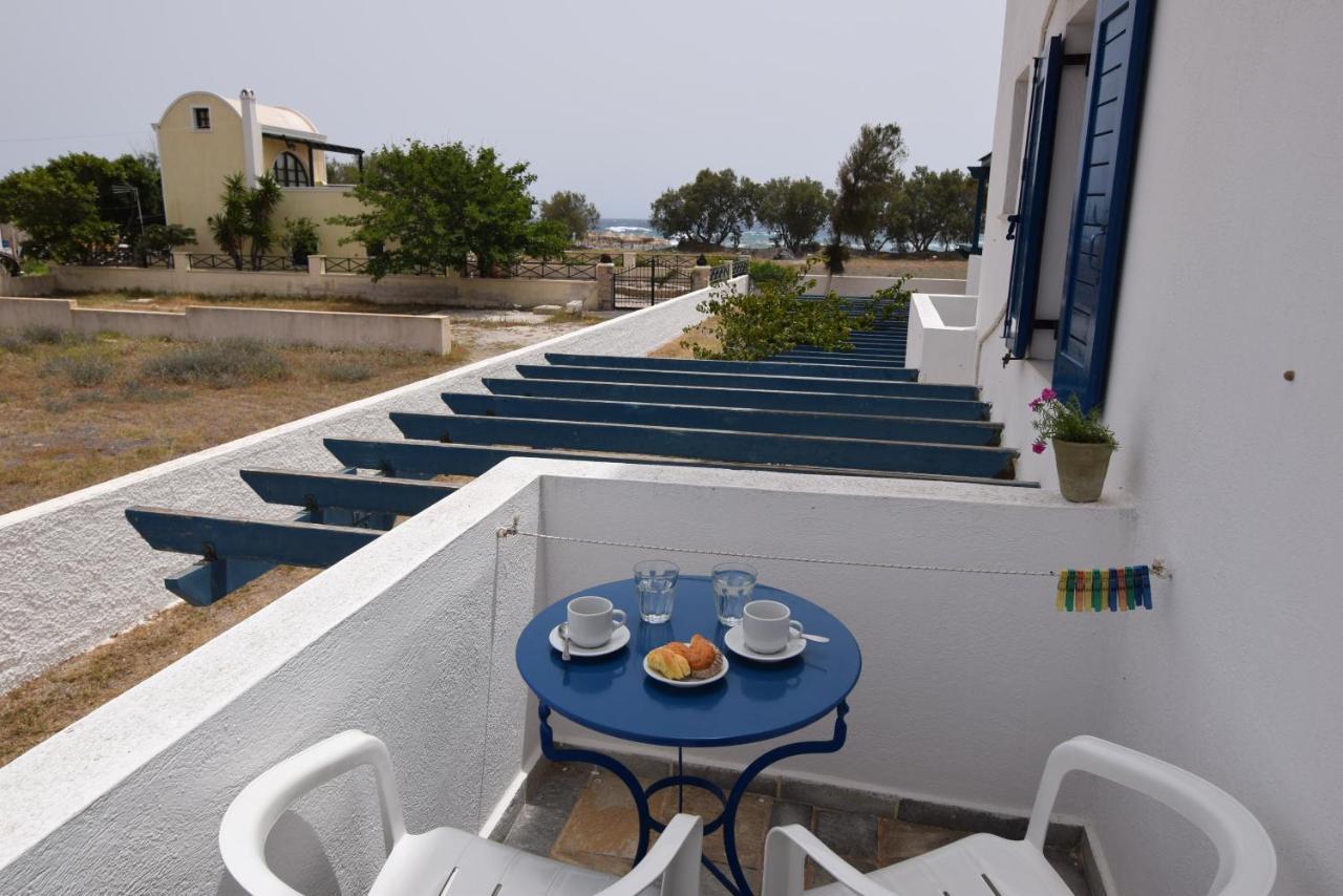 Thalassitis Coastal Apartments Perivolos  Buitenkant foto