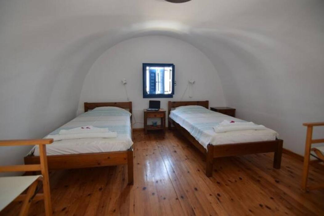 Thalassitis Coastal Apartments Perivolos  Buitenkant foto