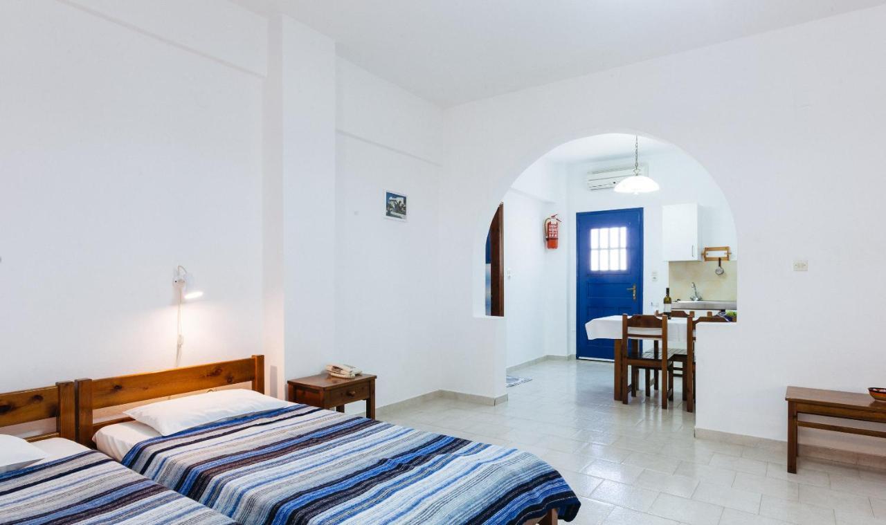 Thalassitis Coastal Apartments Perivolos  Buitenkant foto
