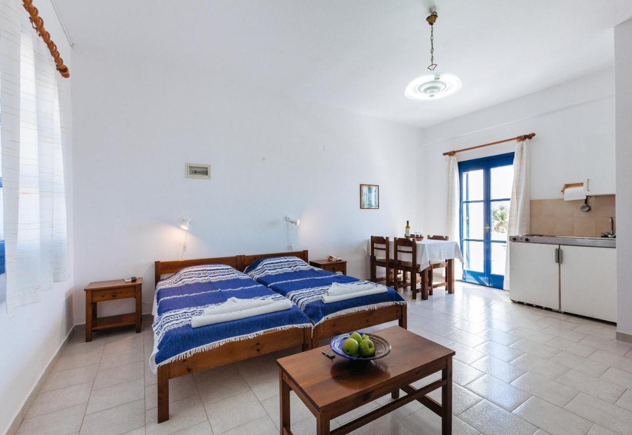 Thalassitis Coastal Apartments Perivolos  Buitenkant foto