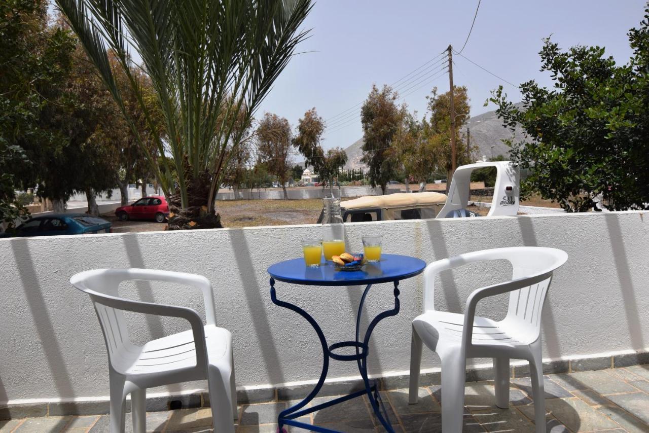 Thalassitis Coastal Apartments Perivolos  Buitenkant foto