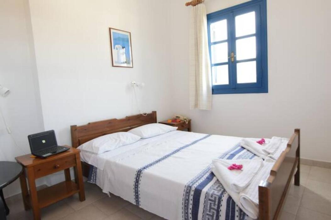 Thalassitis Coastal Apartments Perivolos  Buitenkant foto