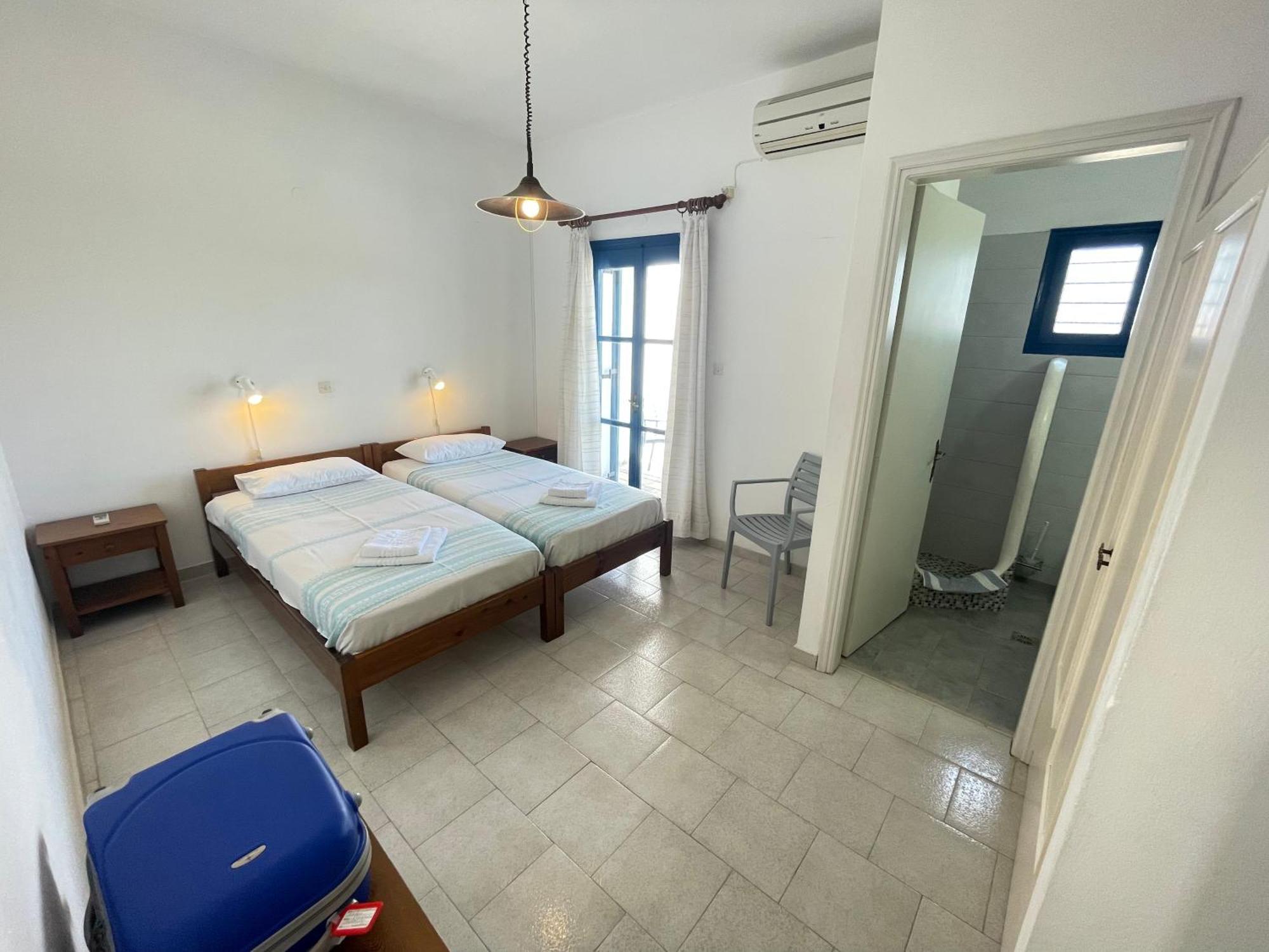 Thalassitis Coastal Apartments Perivolos  Buitenkant foto