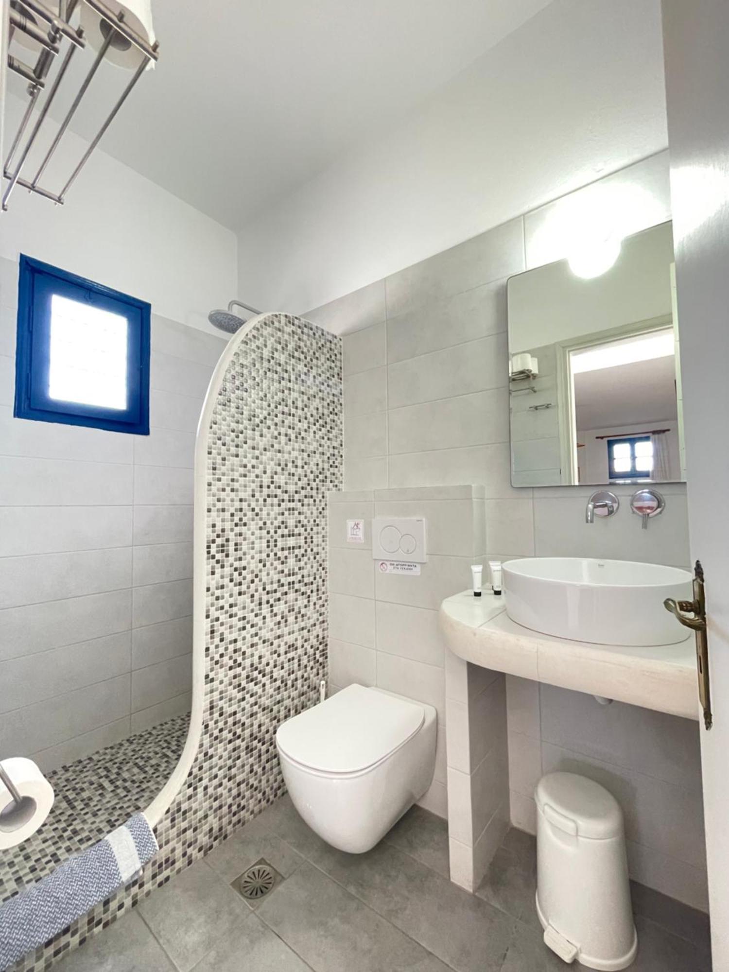 Thalassitis Coastal Apartments Perivolos  Buitenkant foto